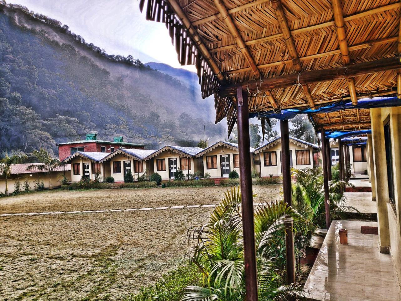 Garud Chatti River Resort Rishīkesh Eksteriør bilde